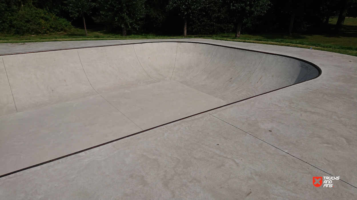 Hallaar skatepark